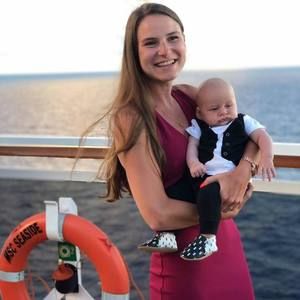 Meet your Posher, Jeanne